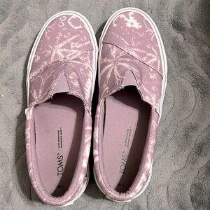 Slip on shoes